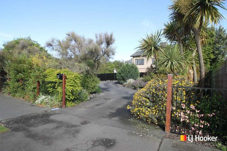 16 Friendship Drive_3