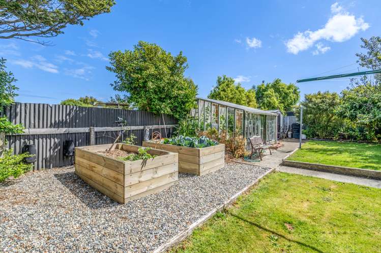 11 Coronation Street Strathern_24