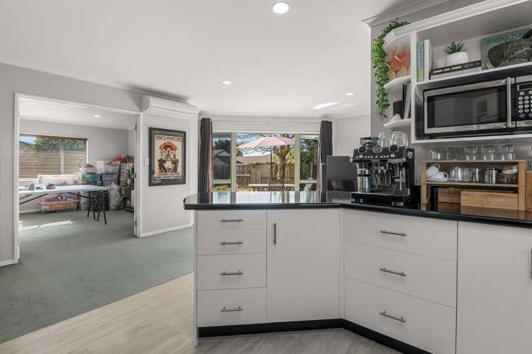 8 Elmbridge Place Owhata_9