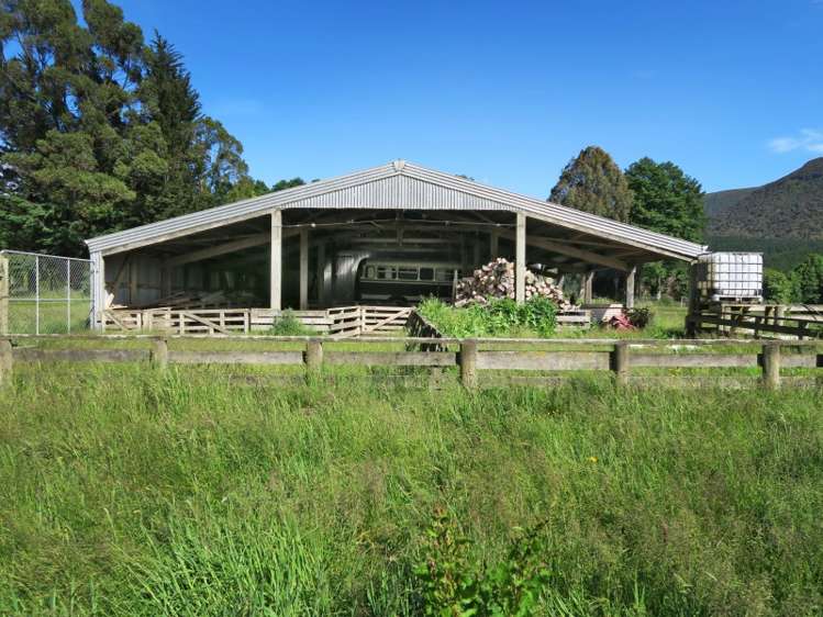 2350 Tahakopa Valley Road Catlins Surrounds_14