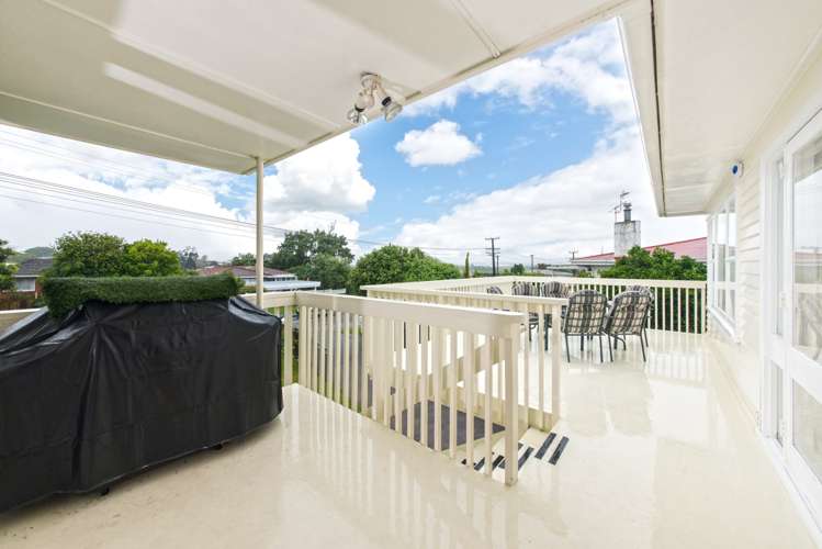 93 Tiroroa Avenue Te Atatu South_17