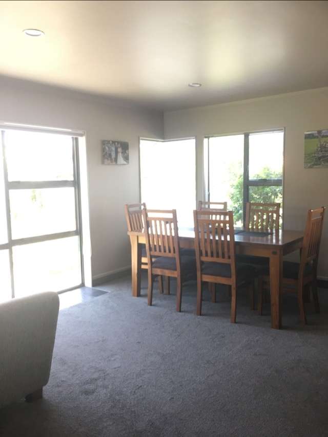 102 Aldinga Avenue Stoke_2