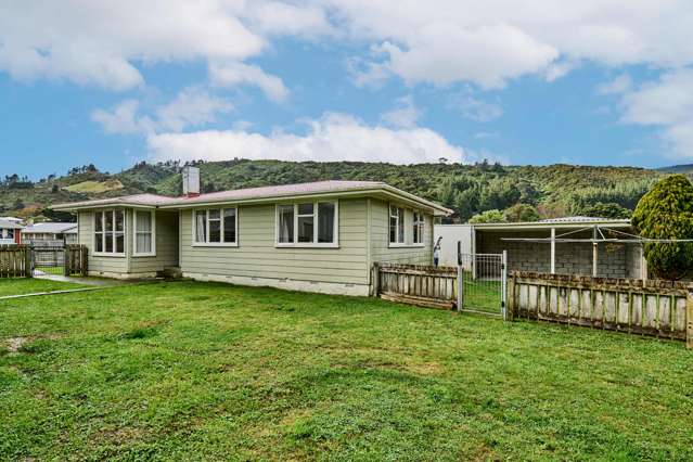 11 Orewa Grove Wainuiomata_2