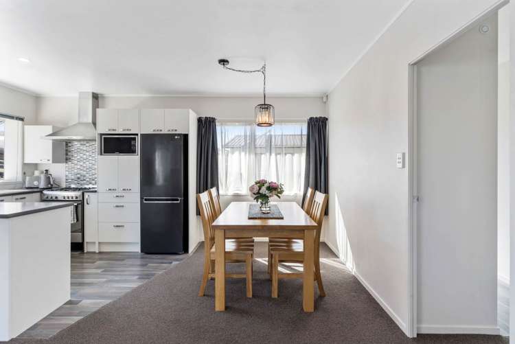 2/33 Alma Crescent Papakura_6