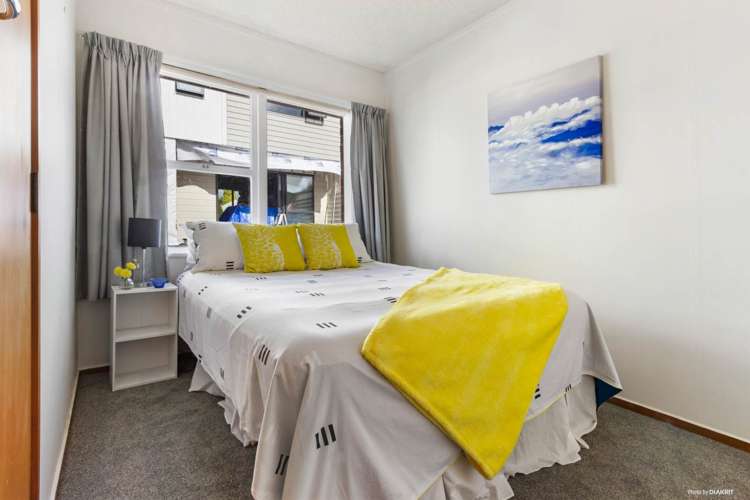 1/90 Te Atatu Road Te Atatu South_8