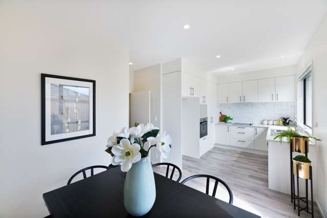 12/60 Kelman Road Kelston_2