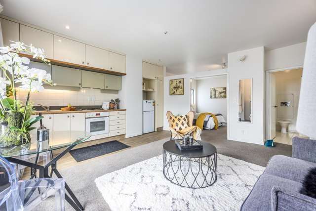 Neat and Tidy 1 Bedroom Apartment