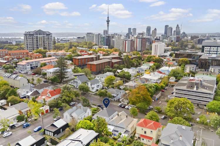 21 Carlton Gore Road Grafton_26