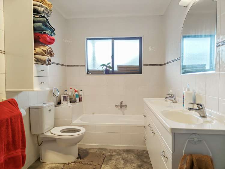 125a Bruce Wallace Place Whangamata_9