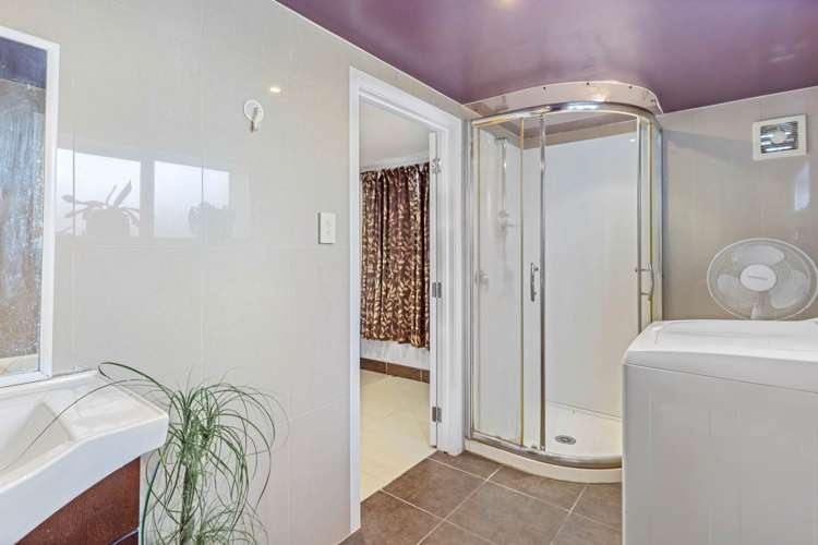 17 Vodanovich Road Te Atatu South_18