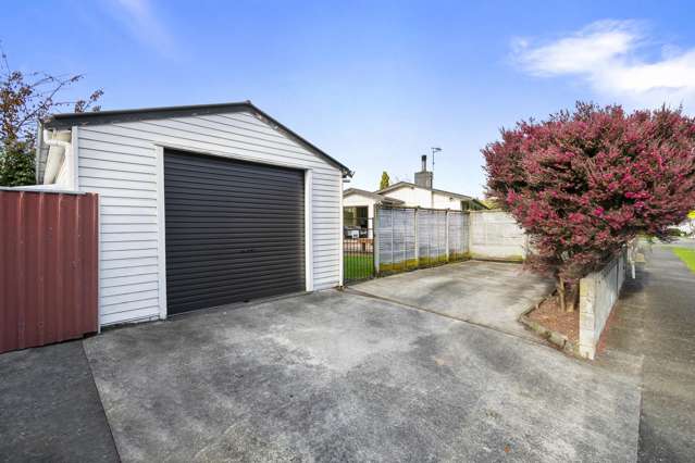 2 Croxley Place Terrace End_4