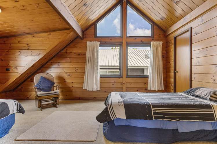 23 Ewing Grove Acacia Bay_20