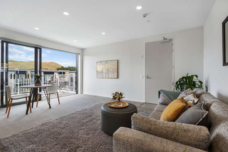 412/3 Bluegrey Avenue Stonefields_4