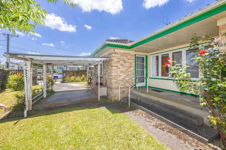 16 Keats Crescent Enderley_14