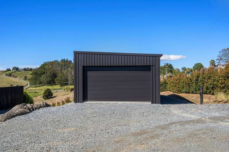 152 Valley View Road Otaika_25