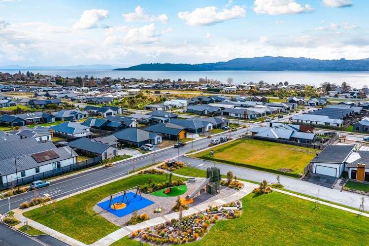 18 Tai Road Wharewaka_27