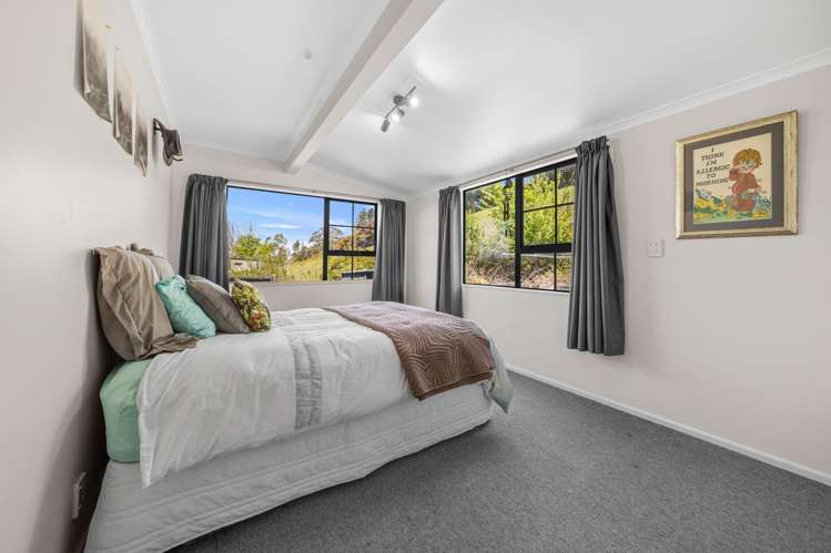 17 Nikau Heights Lansdowne_16