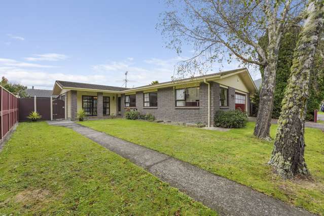 35 Waddington Drive Naenae_1