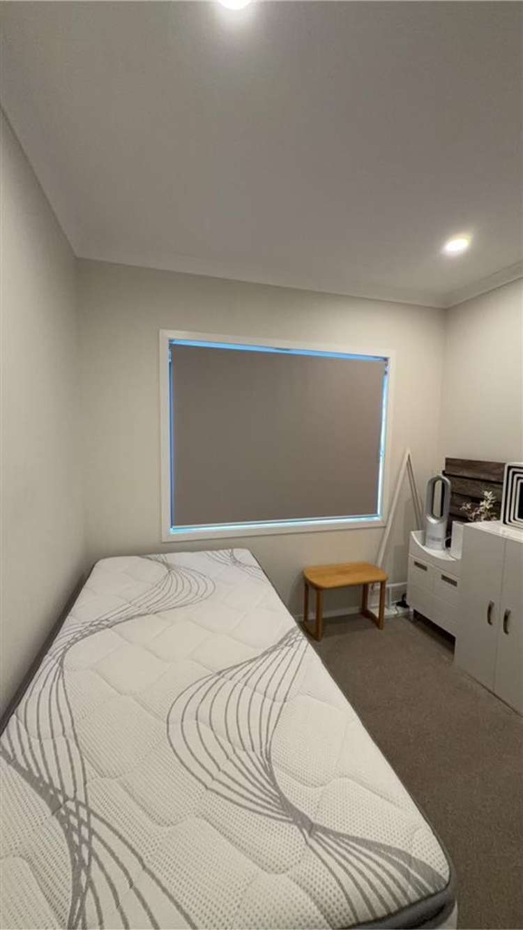  2/2 Lambert Court Glenview_3