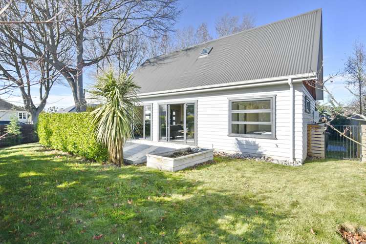 23 Emmett Street Shirley_24