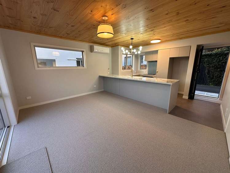 3/137 Geraldine Street Edgeware_3