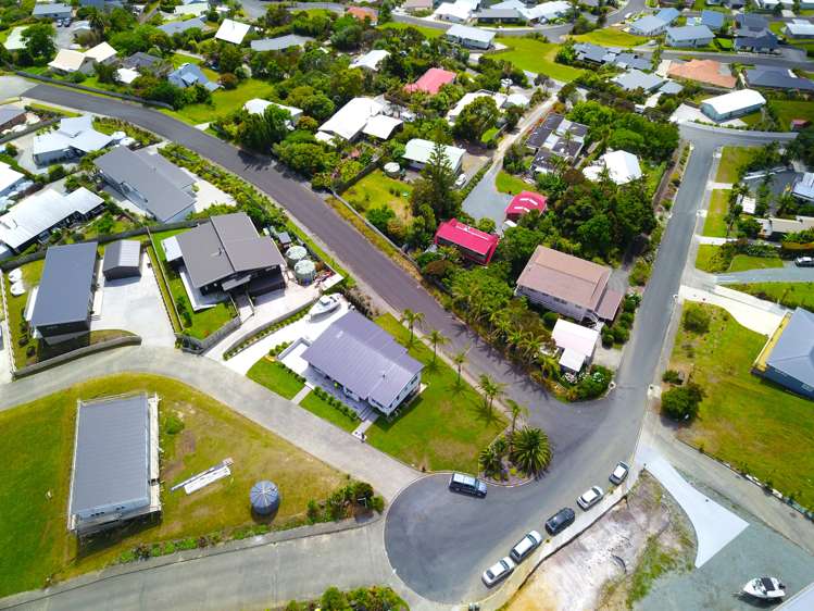 2 Sunset Heights Cable Bay_42