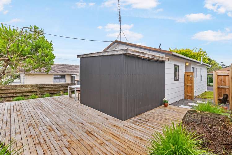 2/141 Verbena Road Birkdale_4