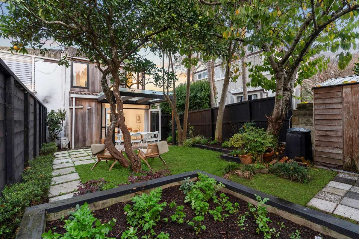 3/47 Cardwell Street_2