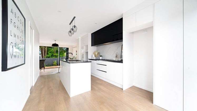 32 Brandon Road Glen Eden_4