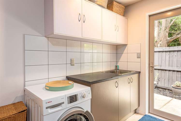 22 John Campbell Crescent Hillmorton_14