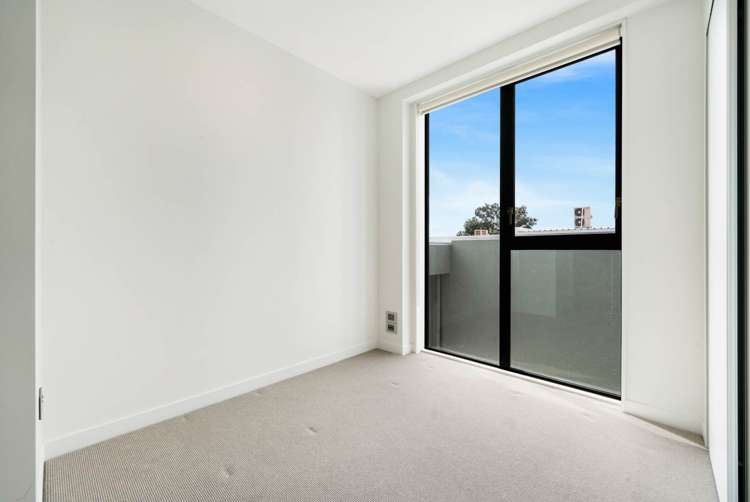 204/10 Lion Place Epsom_12