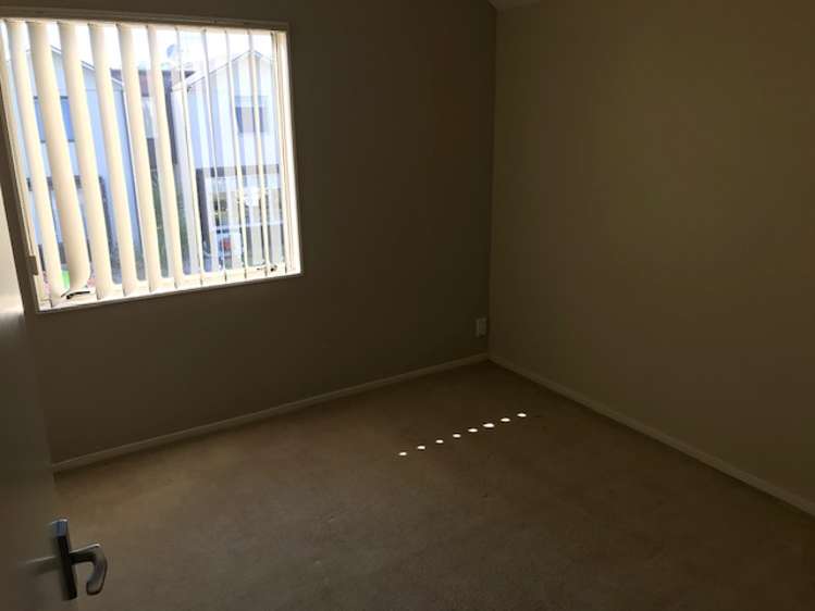 20 Kirikiri Lane East Tamaki_9