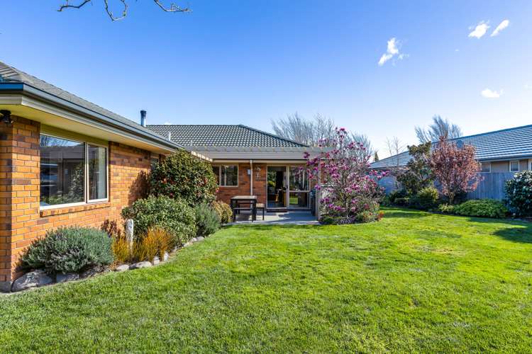 43 Millstream Drive Lincoln_18