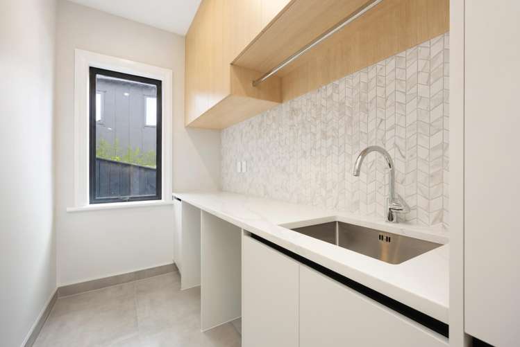 7 Halcyon Bay Lane Ara Hills_17