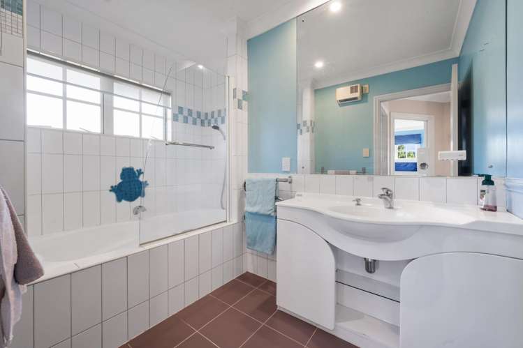 8 Kerry Dell Cockle Bay_22