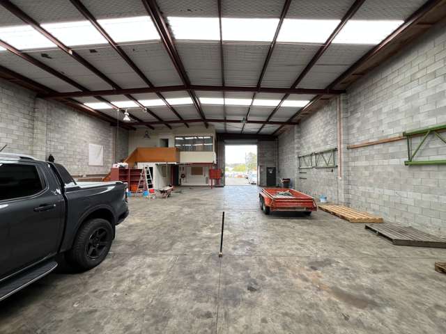 11 Bassant Avenue Penrose_3