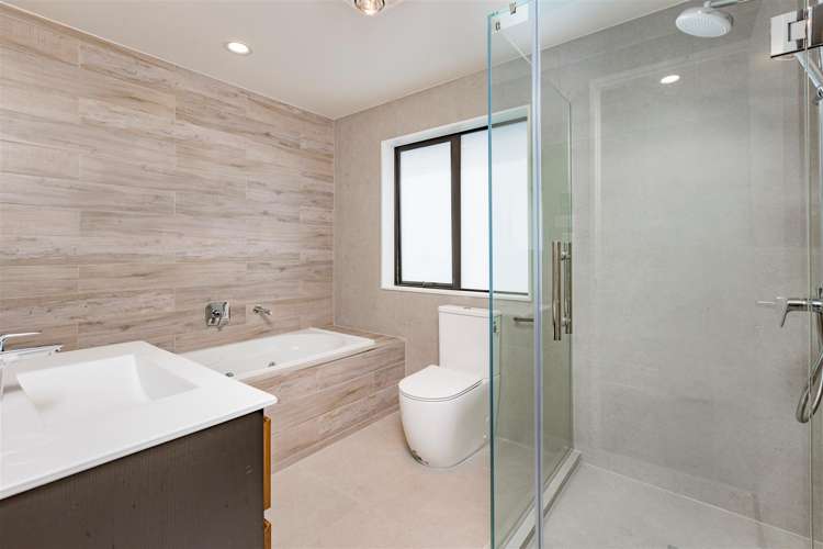 1 Hutukawa Drive Beachlands_19