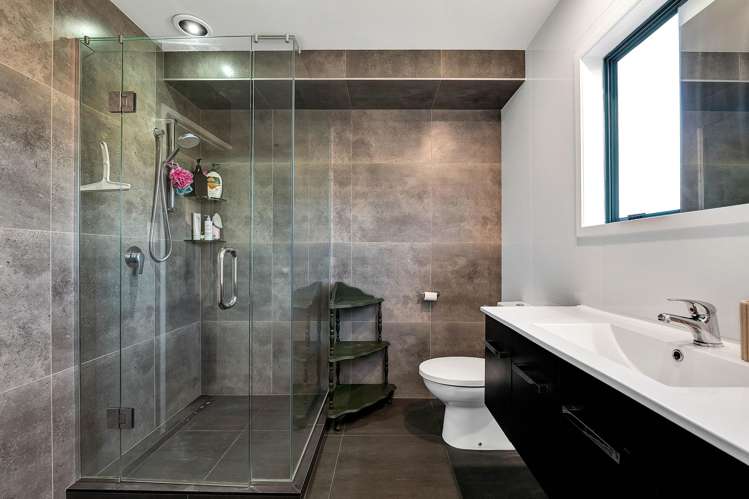 28B Poplar Grove Whalers Gate_15