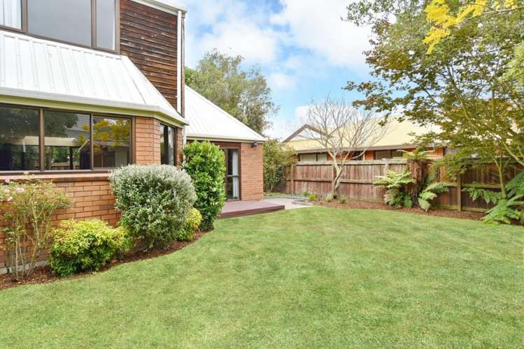22a Momorangi Crescent Redwood_15
