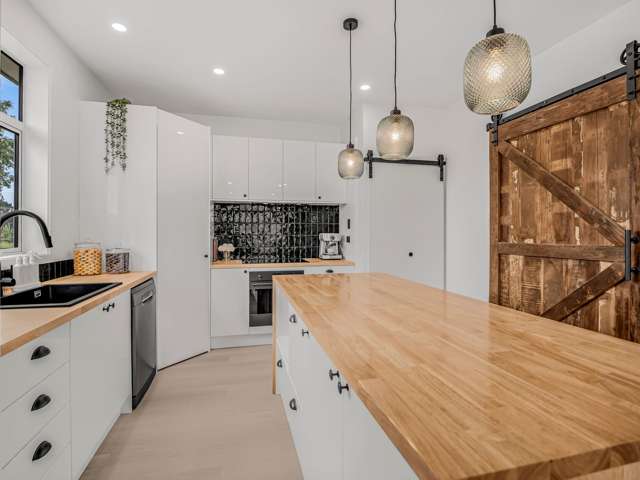 14 Stuart Street Owaka_4