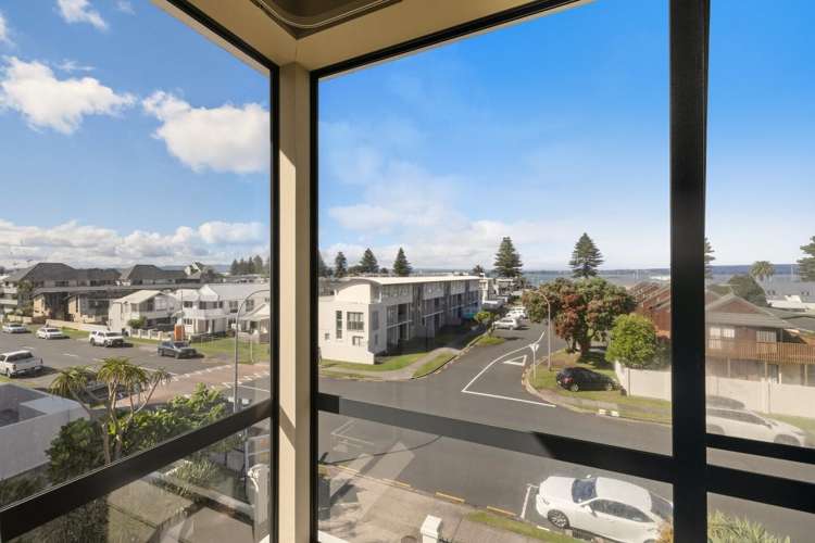211/23 Maunganui Road_2