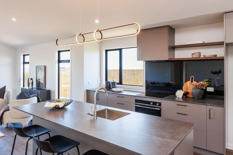 67 Atlantic Drive Fitzherbert_4