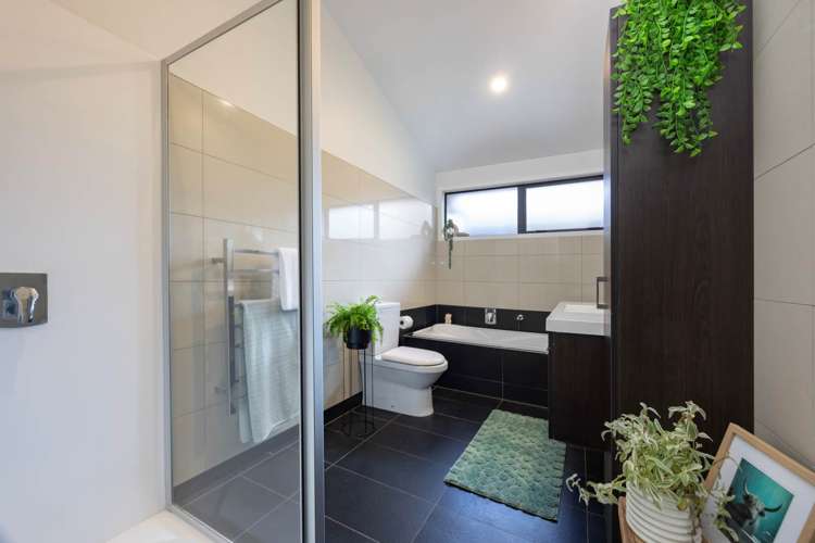 20a Wattle Street New Lynn_19