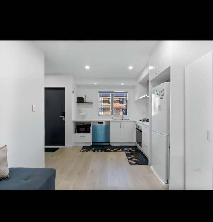 19 Valour Lane Papakura_2