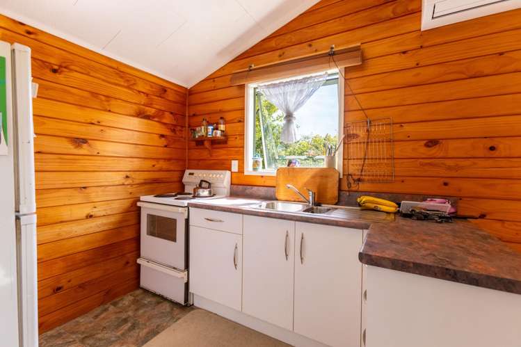 7 and 7a Grey Street Woodville_12