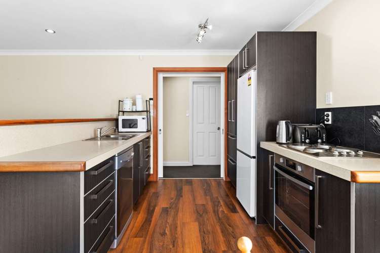 236 Kennedy Road Onekawa_17