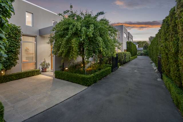 33 Wroxton Terrace Merivale_2