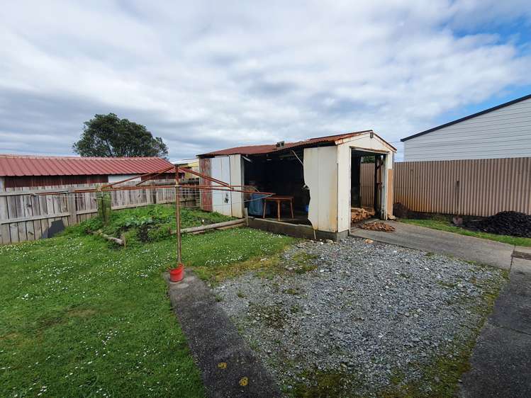 12 Monro Street Cobden_11