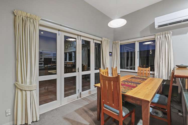 6 Cleghorn Street Redwoodtown_19