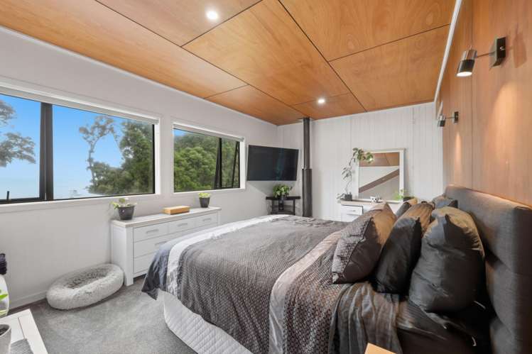 5 and 11 Mulberry Grove Road Great Barrier Island_13